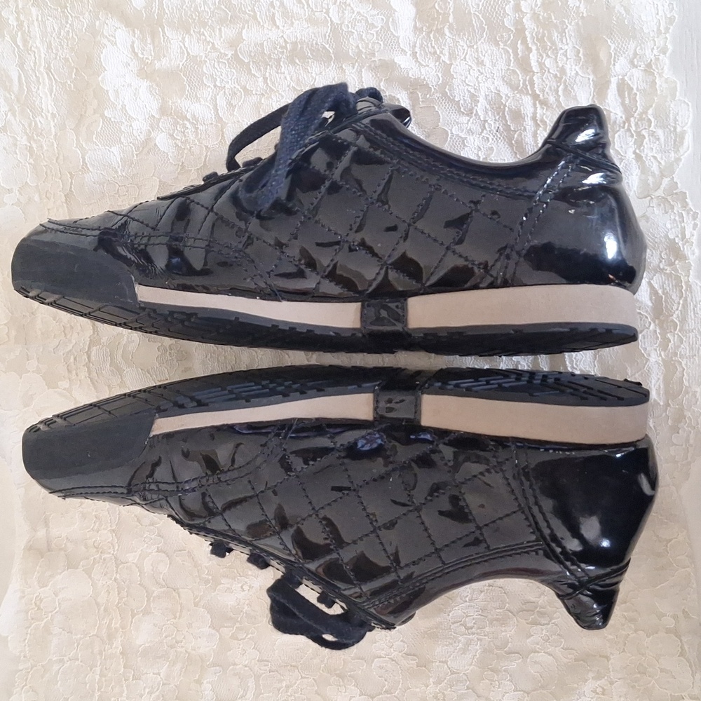 SALE Burberry Sneakers Size 40 - Picture 5 of 8